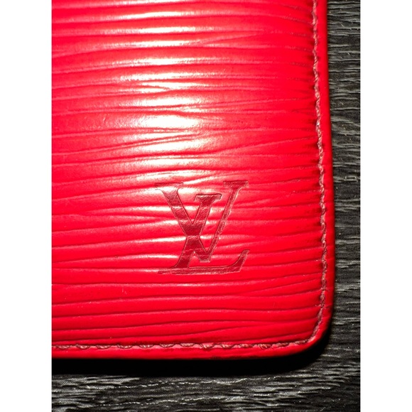 Louis Vuitton Wallet - Picture 11 of 11